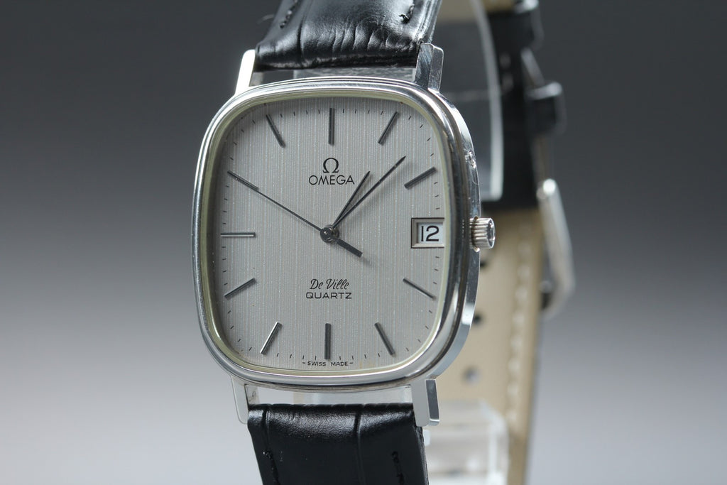 Near MINT OMEGA De Ville 31mm 192.0058 Quartz Silver Dial Men's Watch Vintage