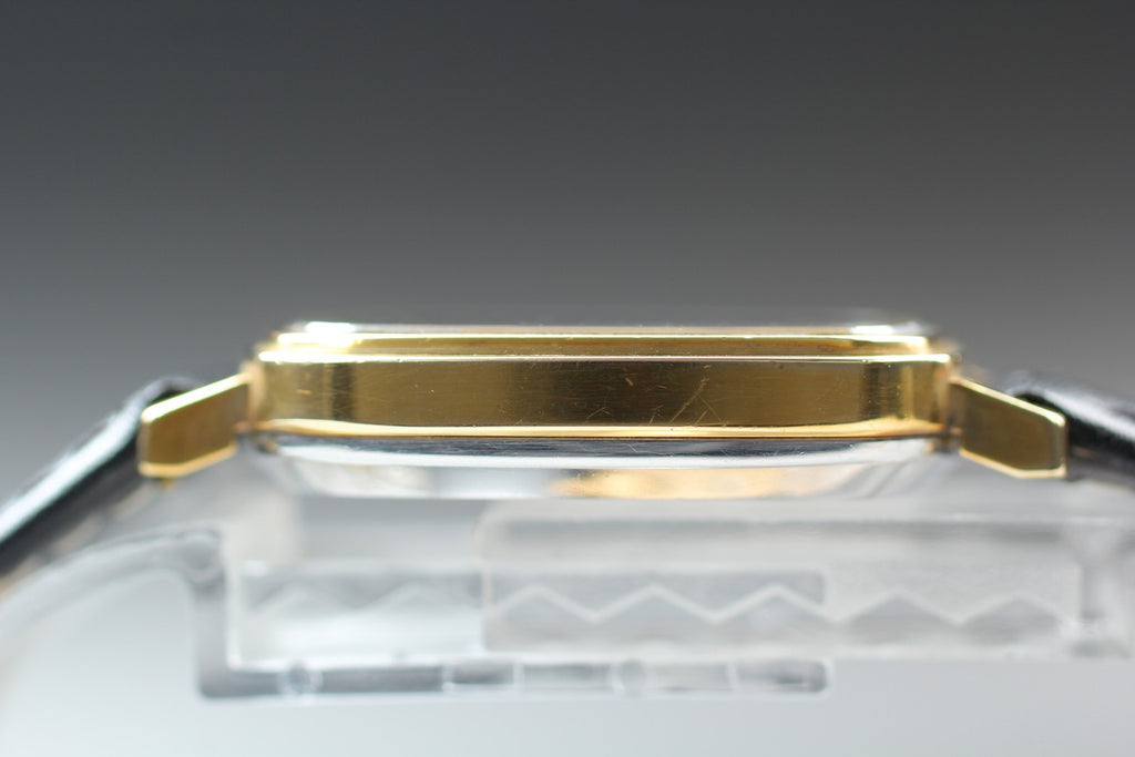 1973 Near MINT OMEGA De Ville 31mm 151.0045 Automatic Gold Dial Men's Vintage