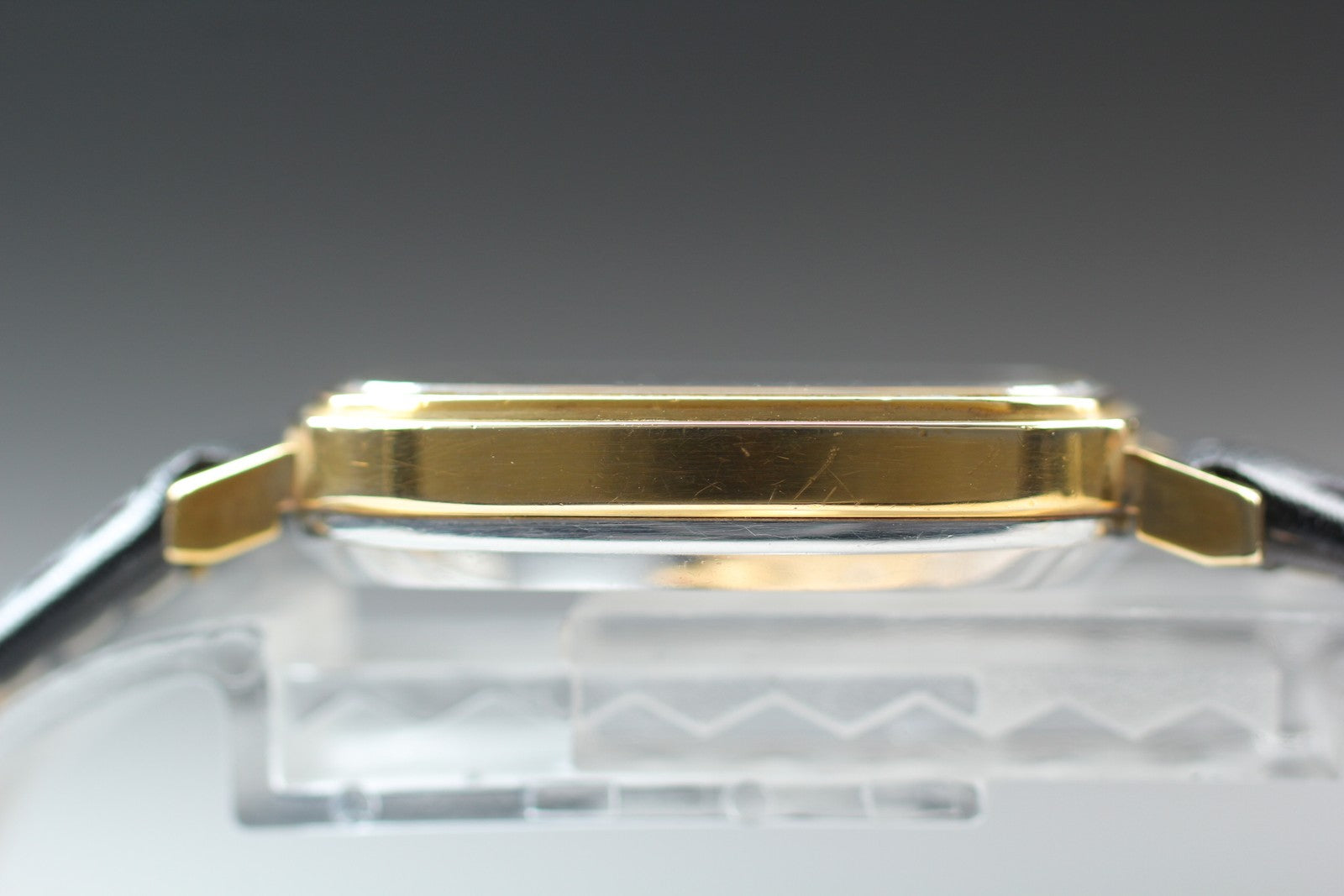 1973 Near MINT OMEGA De Ville 31mm 151.0045 Automatic Gold Dial Men's Vintage