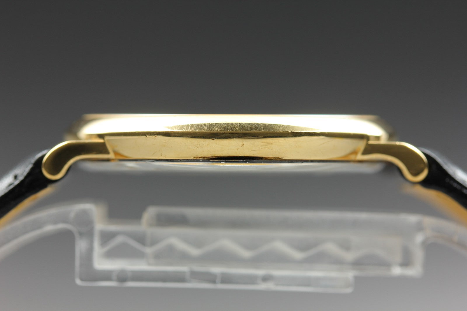 1993 Near MINT OMEGA De Ville 32mm 196.0312.1 Quartz Gold Men's Watch Vintage