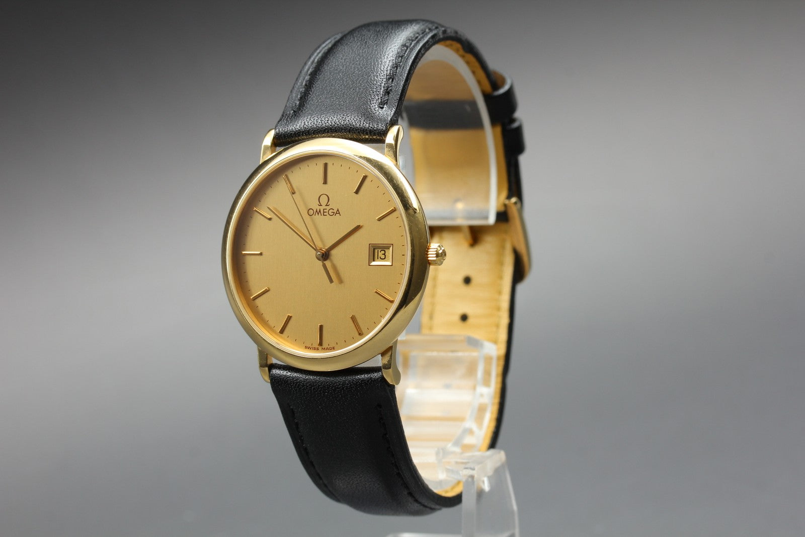 1993 Near MINT OMEGA De Ville 32mm 196.0312.1 Quartz Gold Men's Watch Vintage
