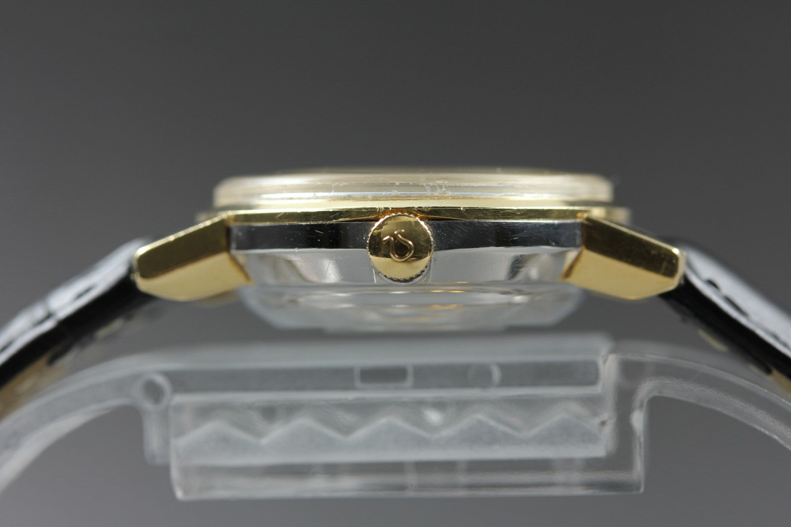 Serviced Near MINT OMEGA Seamaster De Ville Turler 25mm Automatic Gold Women's