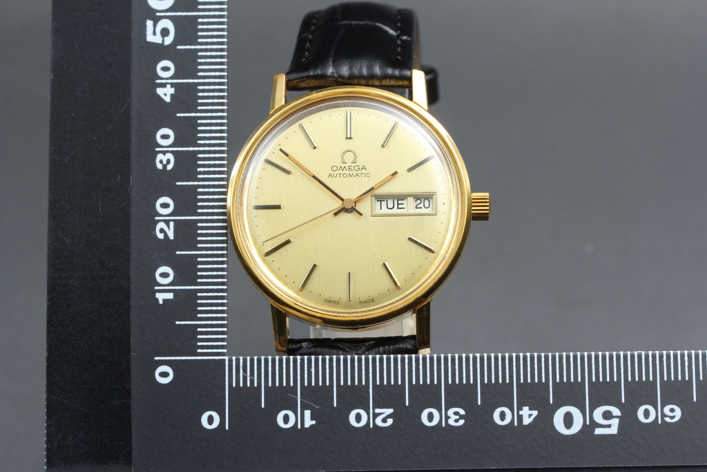 1977 Near MINT OMEGA Seamaster 35mm 166.0209 Automatic Gold Dial Men's Vintage