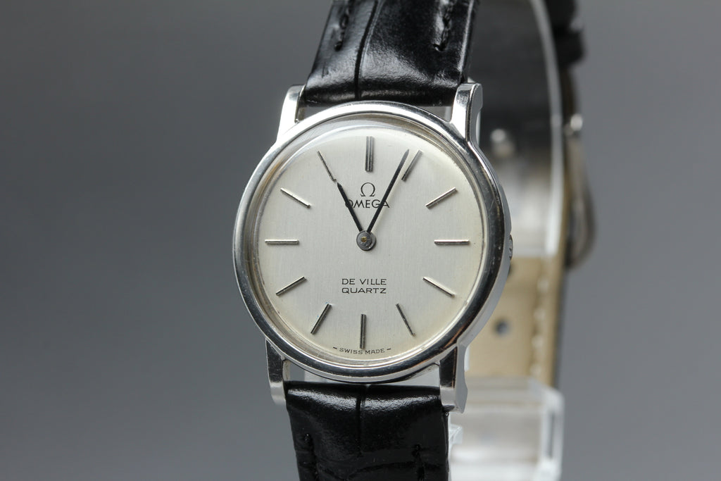 1979 Near MINT OMEGA De Ville 25mm 591.0012 Quartz Silver Dial Women's Vintage