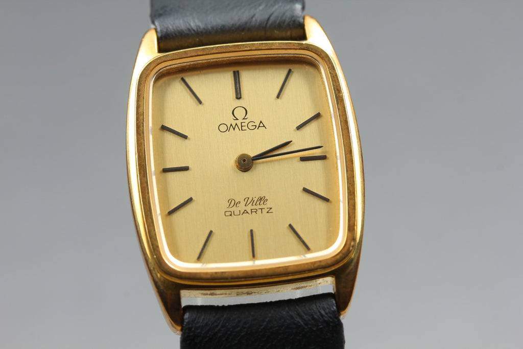 1979 Near MINT OMEGA De Ville 22mm 591.0098 Quartz Gold Dial Women's Vintage
