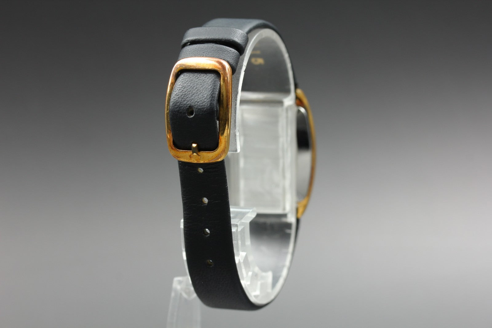 1979 Near MINT OMEGA De Ville 22mm 591.0098 Quartz Gold Dial Women's Vintage