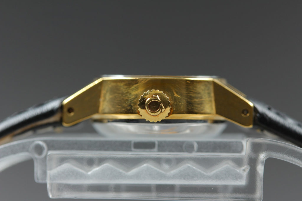 1972 Near MINT OMEGA De Ville 18mm 511.0057 Automatic Gold Dial Women's Vintage