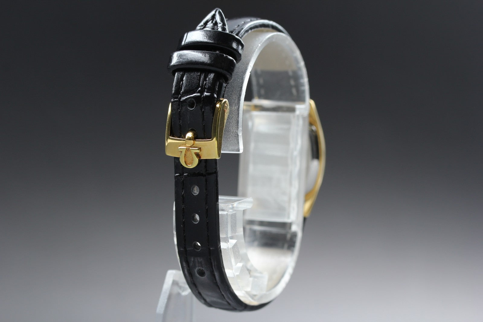 1982 Near MINT OMEGA De Ville 19mm 591.0233 Quartz Gold Dial Women's Vintage