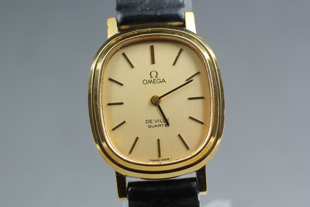 1979 Near MINT OMEGA De Ville 24mm 591.0021 Quartz Gold Dial Women's Vintage