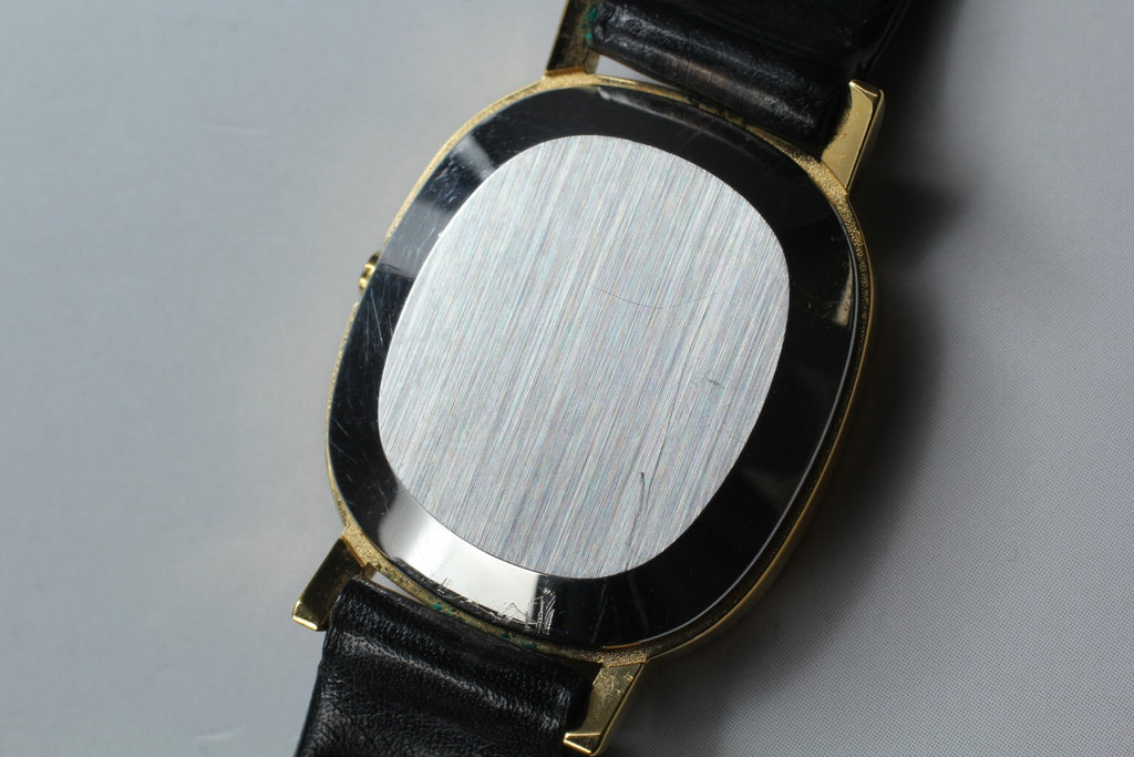 1979 Near MINT OMEGA De Ville 24mm 591.0021 Quartz Gold Dial Women's Vintage