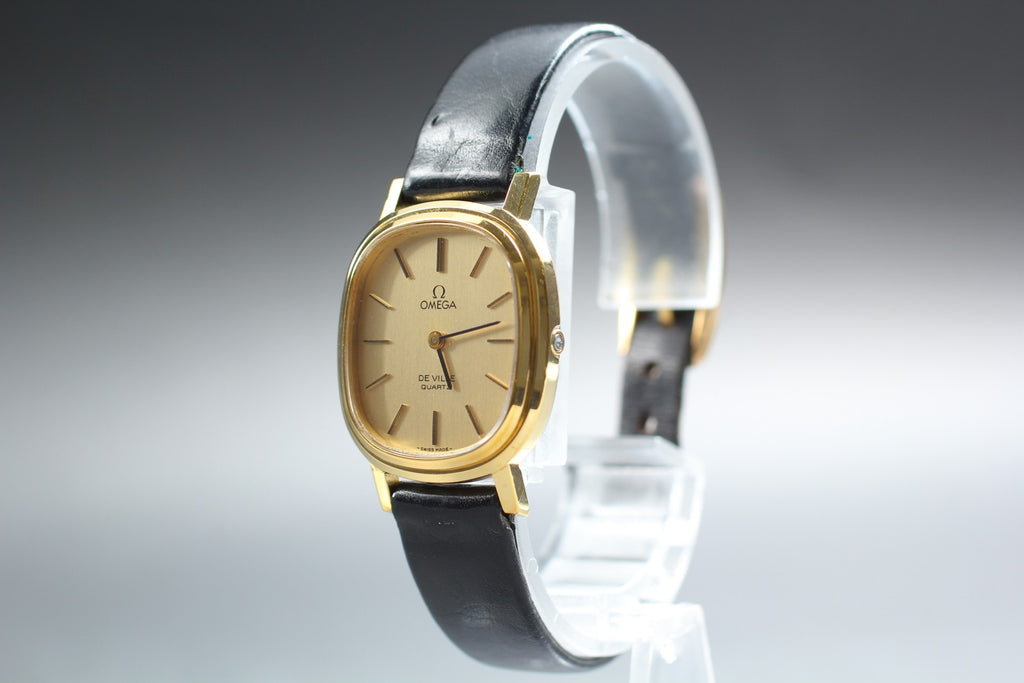 1979 Near MINT OMEGA De Ville 24mm 591.0021 Quartz Gold Dial Women's Vintage