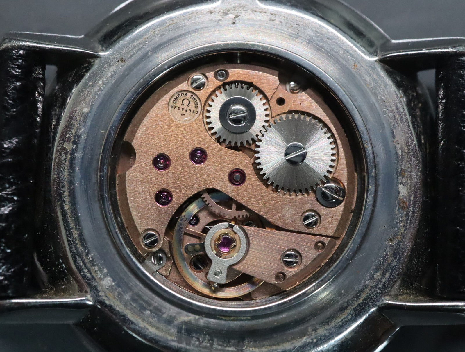 1973 Near MINT OMEGA De Ville 33mm 111.0107 Manual Floral Dial Men's Vintage