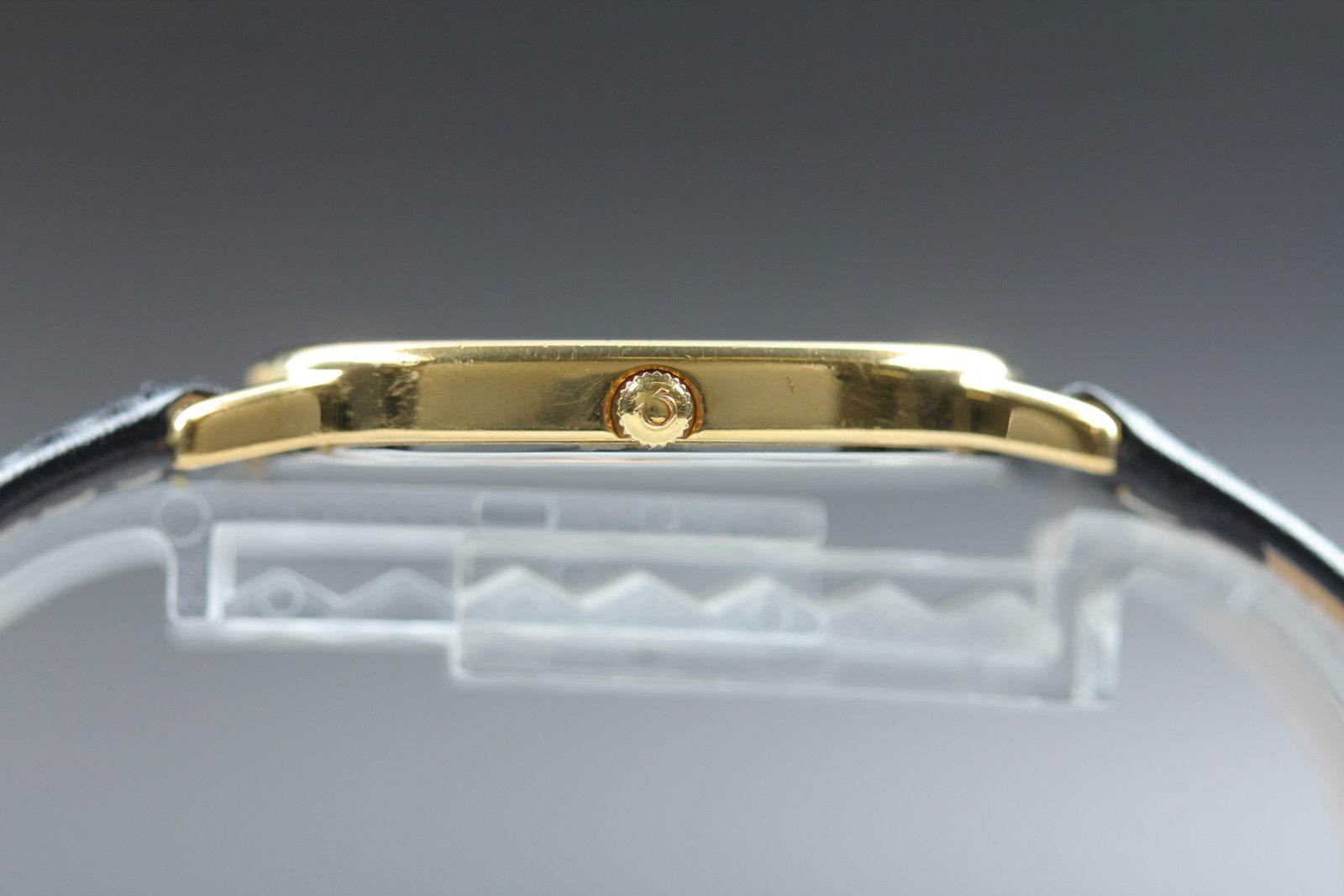 1984 Near MINT OMEGA De Ville 191.0220 29mm Quartz Roman Dial Men's Vintage
