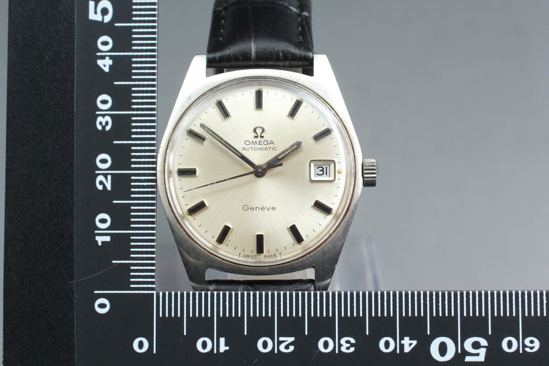 1968 Near MINT OMEGA Geneve 34mm 166.041 Automatic Silver Dial Men's Vintage