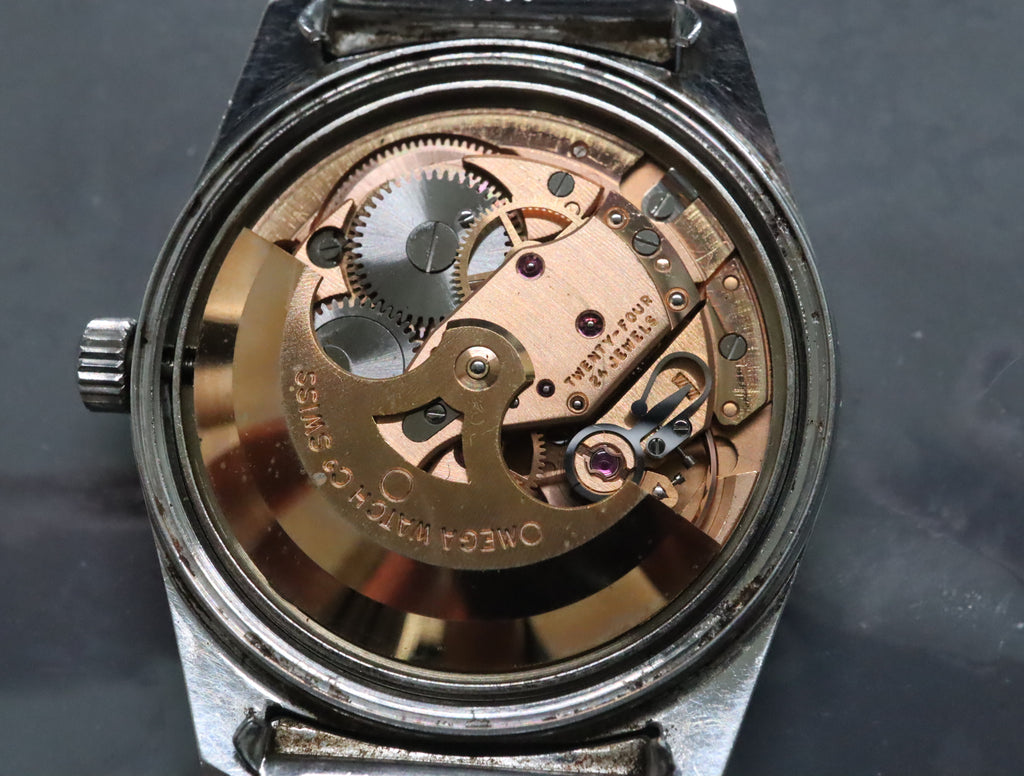 1968 Near MINT OMEGA Geneve 34mm 166.041 Automatic Silver Dial Men's Vintage