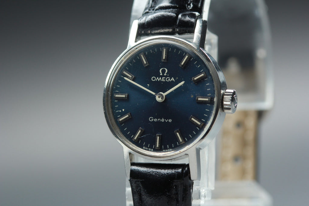 1970 Near MINT OMEGA Geneve 20mm 511.346 Manual Wind Navy Dial Women's Vintage
