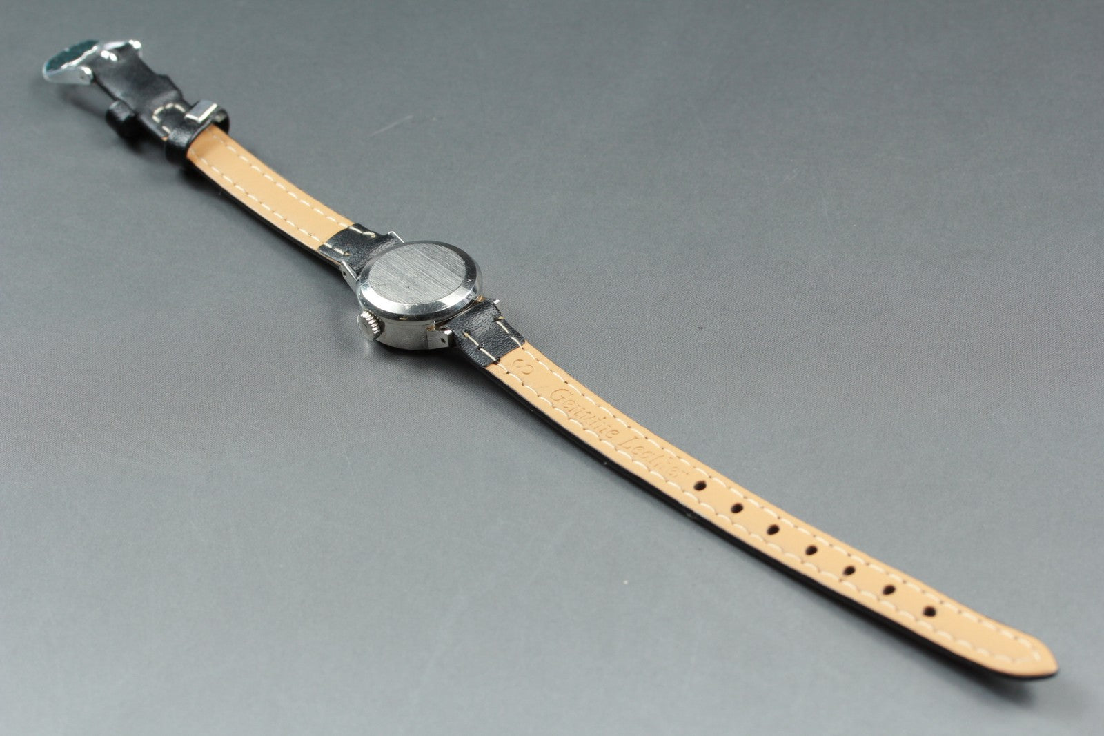 1969 Near MINT OMEGA De Ville 18mm 551.037 Automatic Silver Dial Women's Vintage