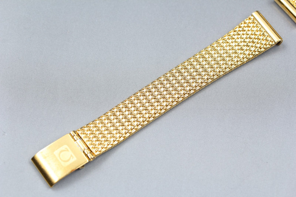 Near MINT OMEGA Milanese/Mesh Band 12mm Gold Plated Bracelet Women's Vintage