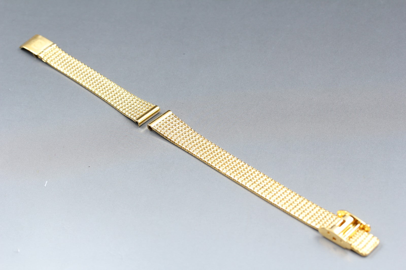 Near MINT OMEGA Milanese/Mesh Band 12mm Gold Plated Bracelet Women's Vintage
