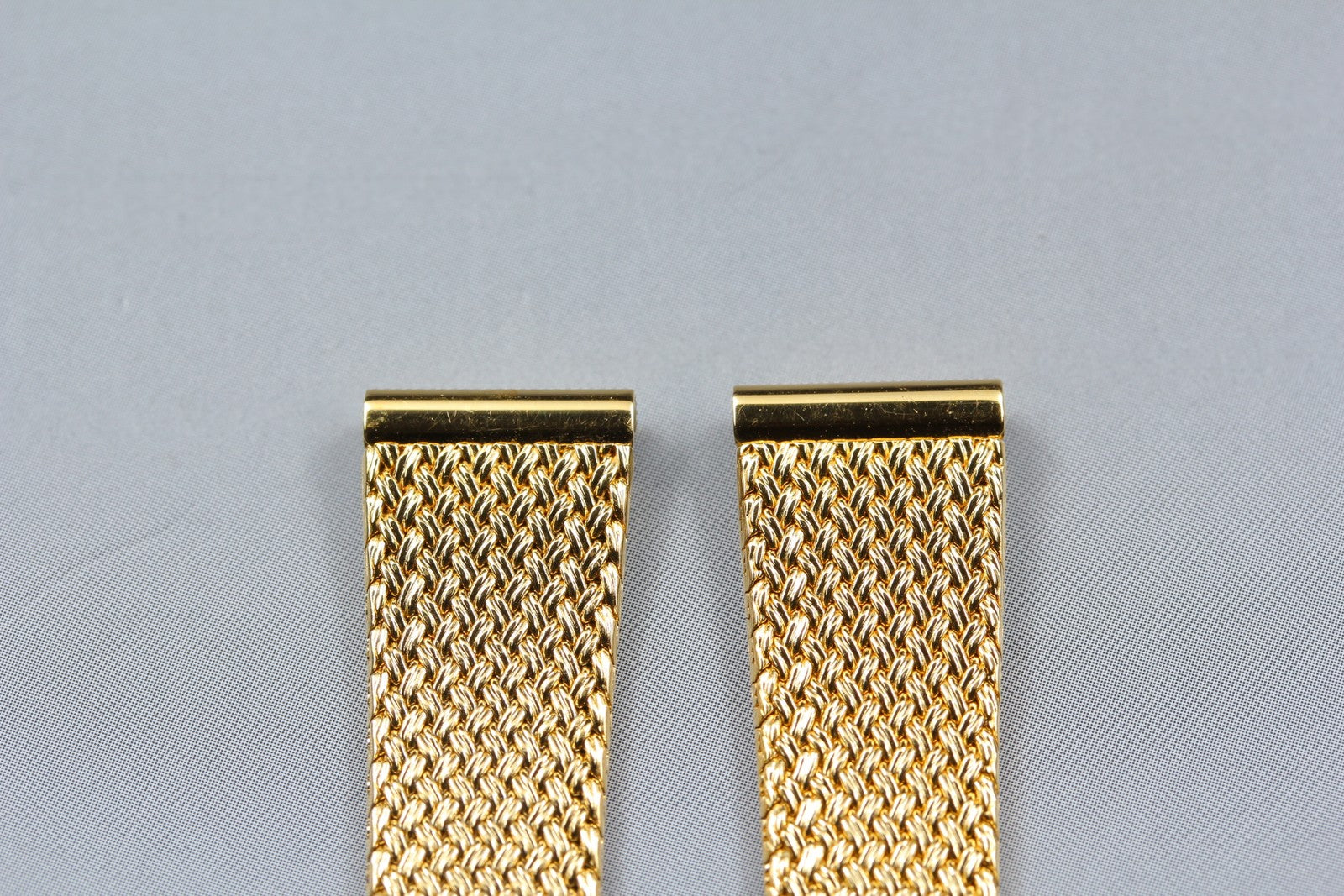 Near MINT OMEGA Milanese/Mesh Band 12mm Gold Plated Bracelet Women's Vintage