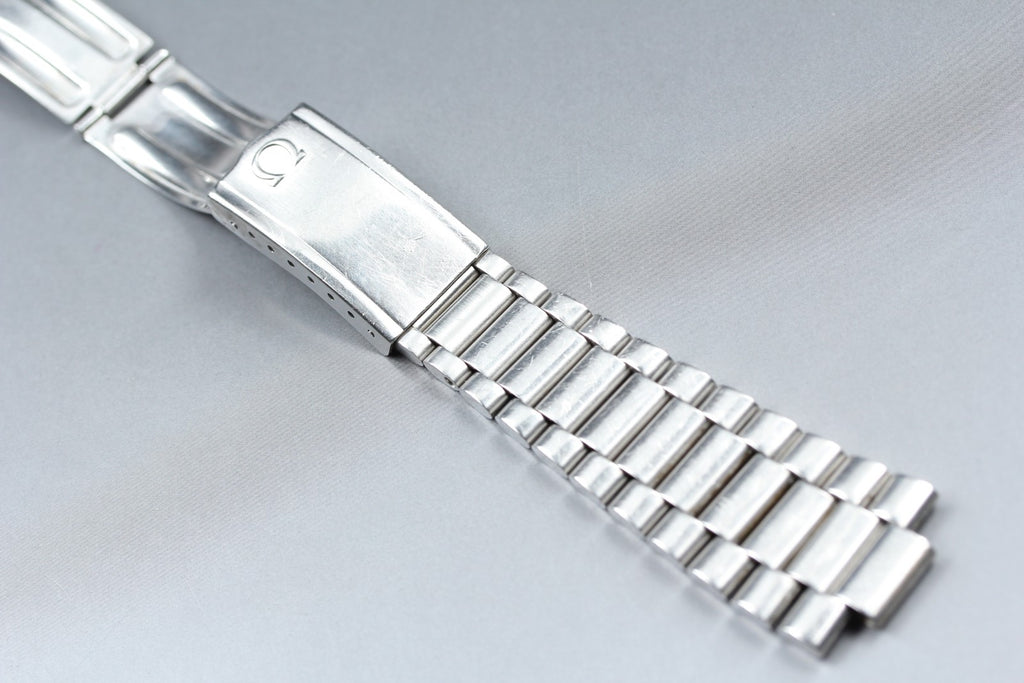 Near MINT OMEGA Bracelet FF002/1125 20mm Stainless Steel Silver Men's Vintage