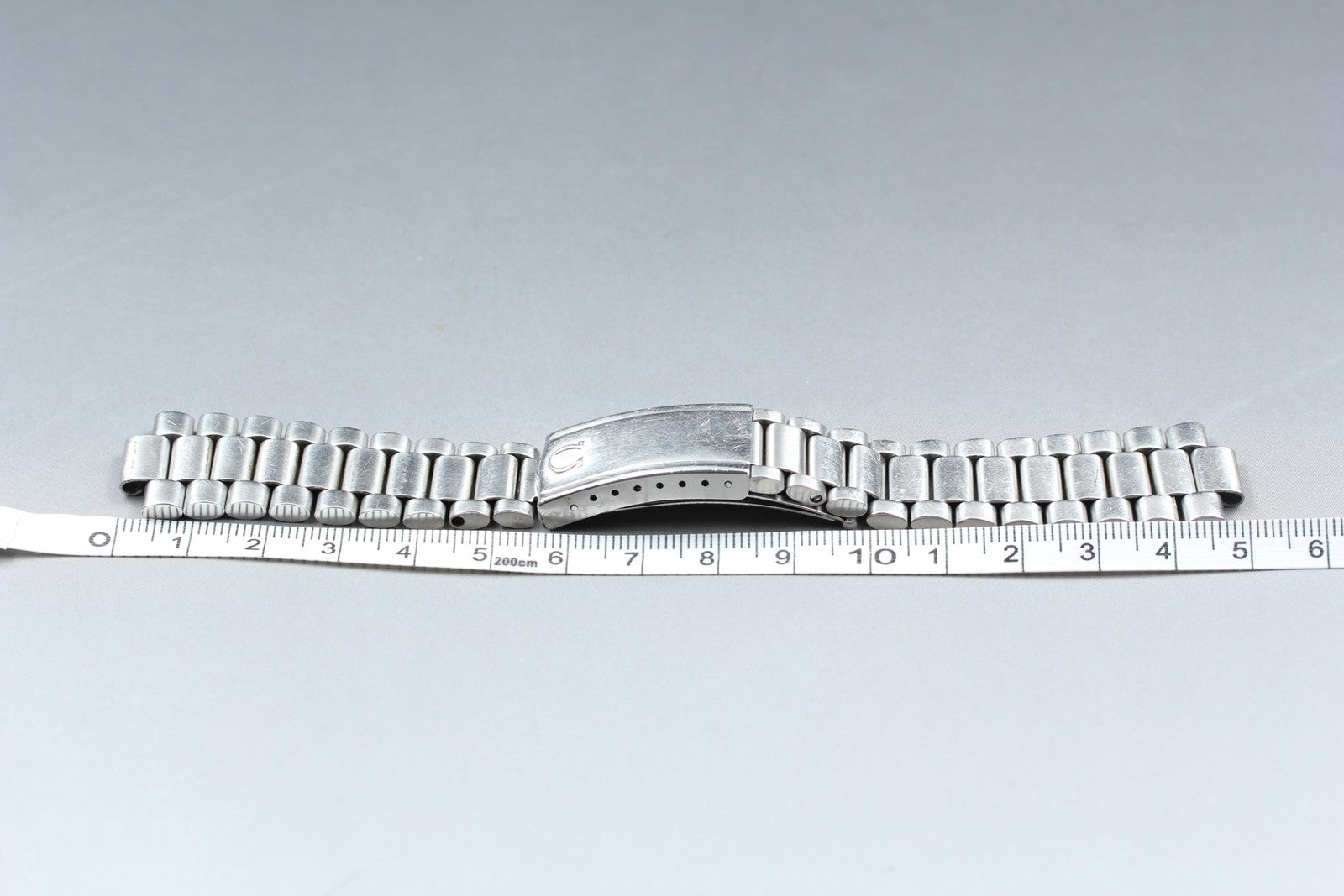 Near MINT OMEGA Bracelet FF002/1125 20mm Stainless Steel Silver Men's Vintage