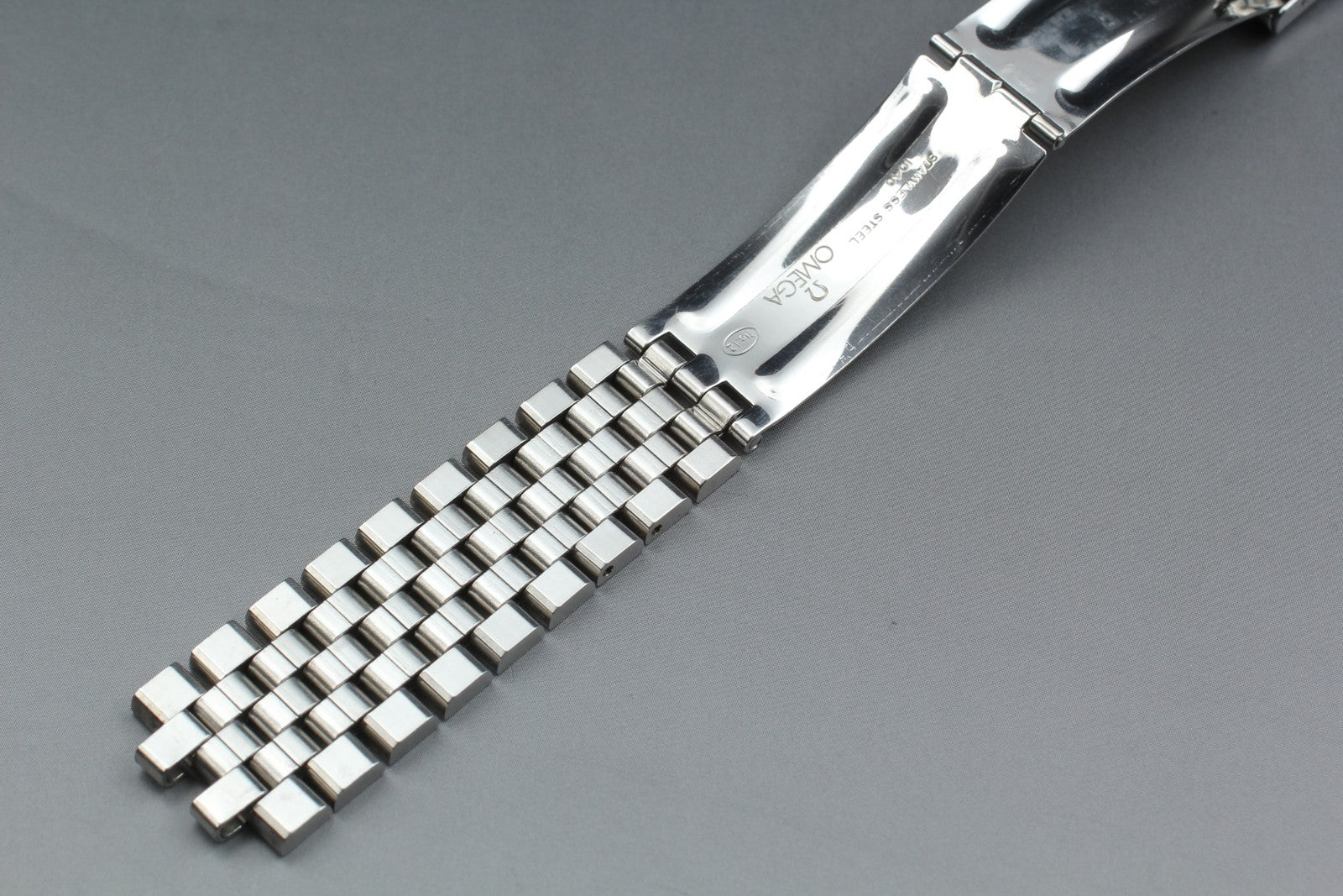 Near MINT OMEGA Brick Bracelet FF518/1040 19mm Stainless steel Men's Vintage
