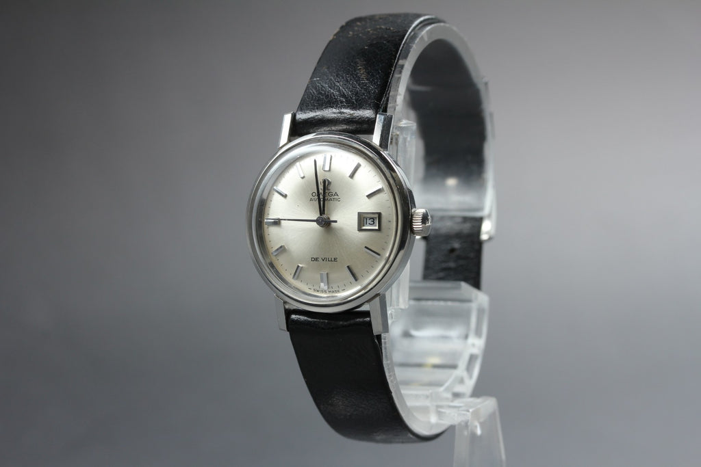 Near MINT OMEGA Seamaster De Ville 25mm Automatic Silver Dial Women's Vintage