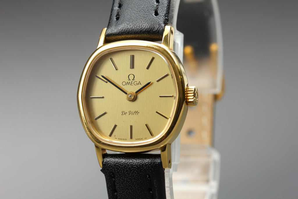 1979 Near MINT OMEGA De Ville 22mm 511.0559 Manual Gold Dial Women's Vintage