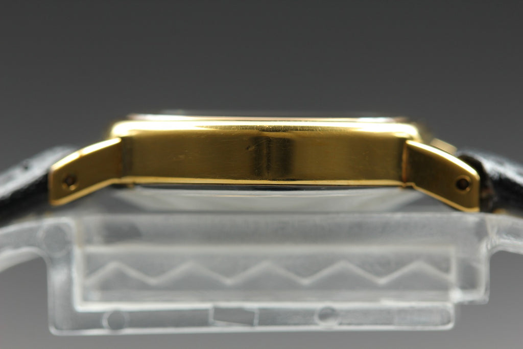 1979 Near MINT OMEGA De Ville 22mm 511.0559 Manual Gold Dial Women's Vintage