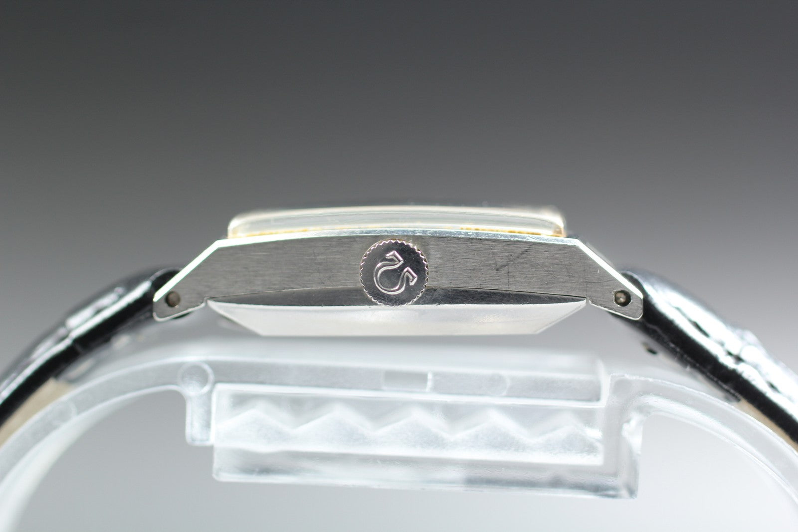 1967 Near MINT OMEGA De Ville 19mm 551.024 Automatic Silver Dial Women's Vintage
