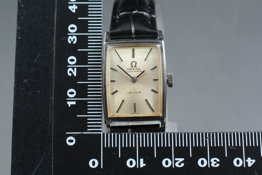 1967 Near MINT OMEGA De Ville 19mm 551.024 Automatic Silver Dial Women's Vintage