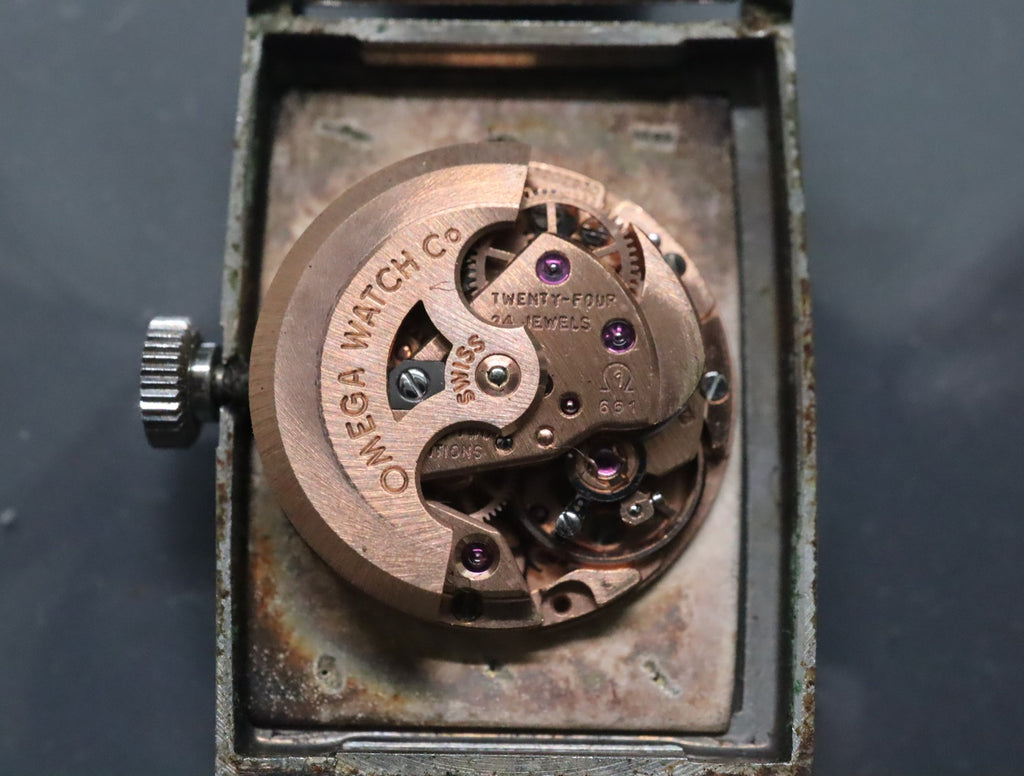 1967 Near MINT OMEGA De Ville 19mm 551.024 Automatic Silver Dial Women's Vintage