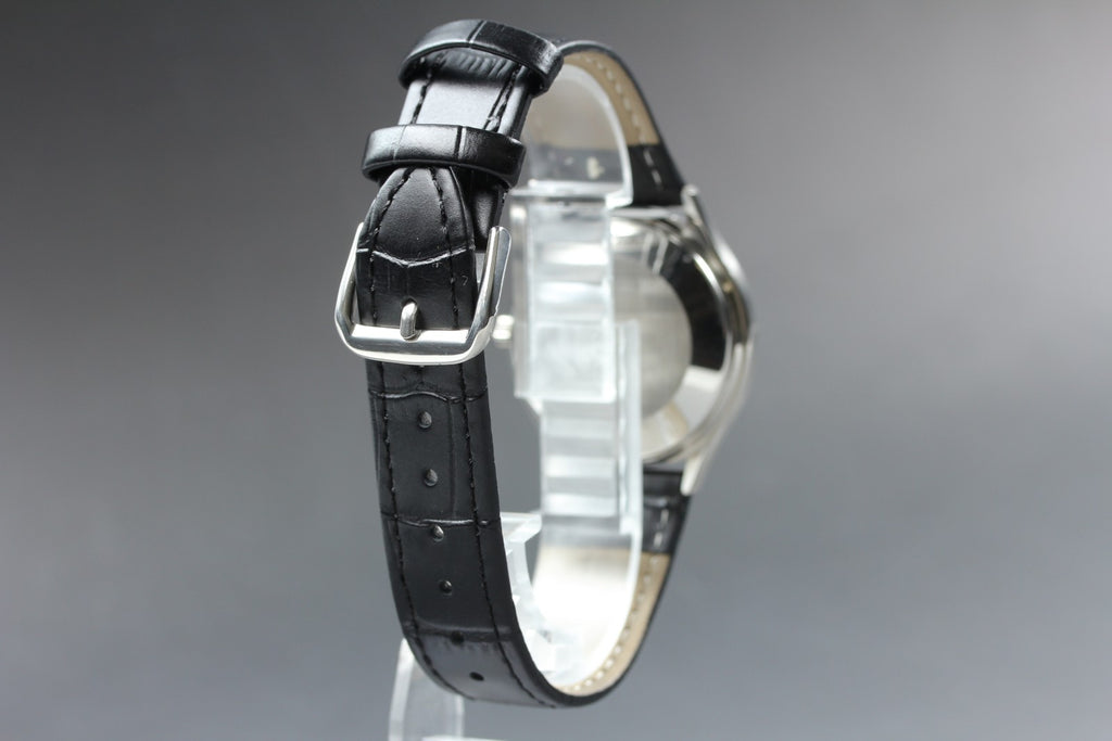 1973 Near MINT OMEGA De Ville 35mm 192.0027 Quartz Silver Dial Men's Vintage