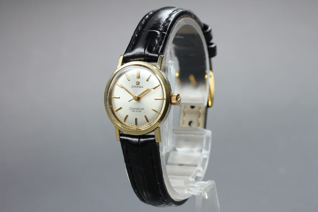 Near MINT OMEGA Seamaster De Ville 22mm Manual Wind Silver Dial Women's Vintage