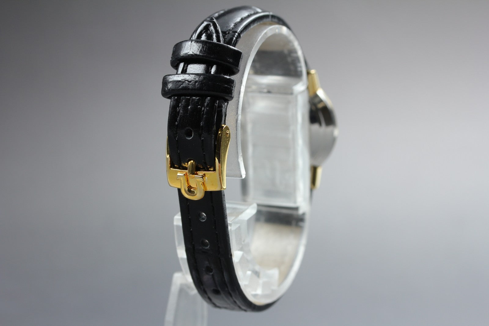 Near MINT OMEGA Seamaster De Ville 22mm Manual Wind Silver Dial Women's Vintage