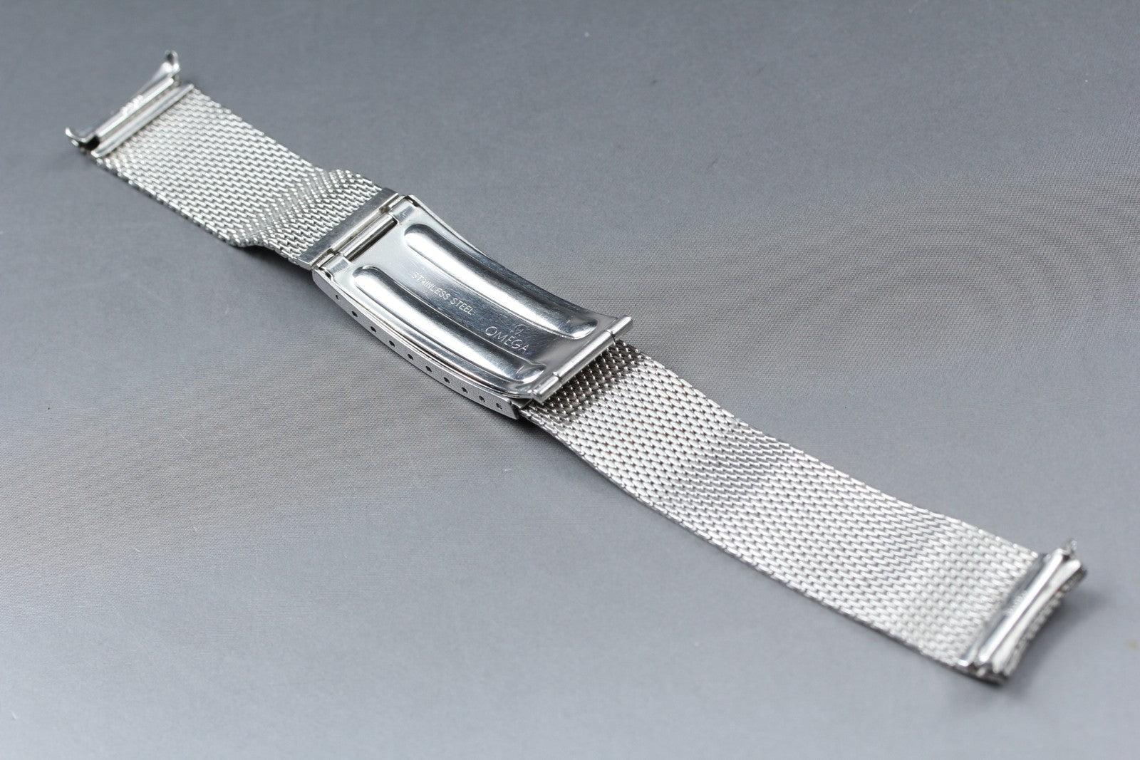 Near MINT OMEGA Milanese/Mesh Band 18mm Stainless Steel Silver Men's Vintage