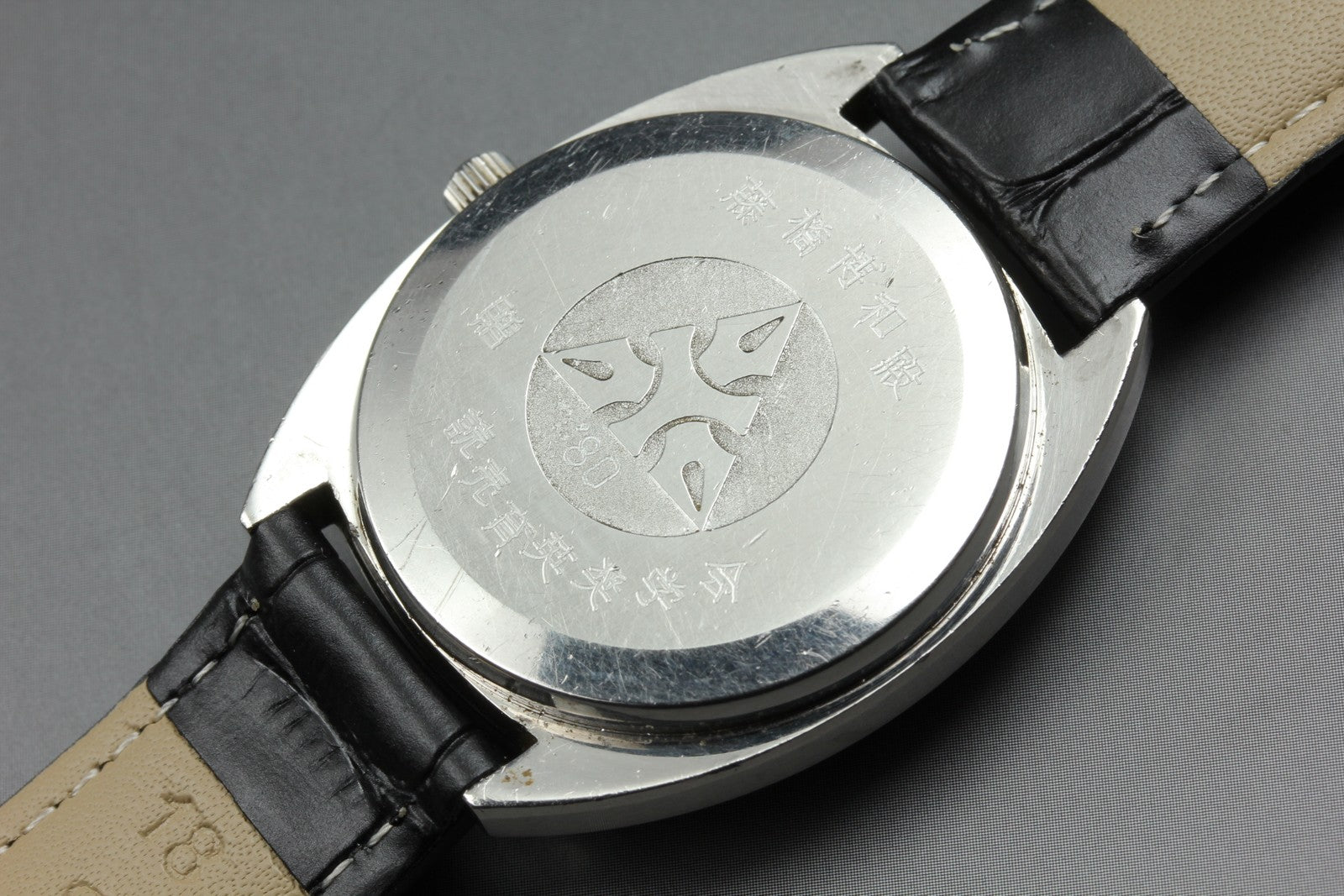 1979 Near MINT OMEGA 35mm 196.0121 Quartz Silver Dial Men's Watch Vintage
