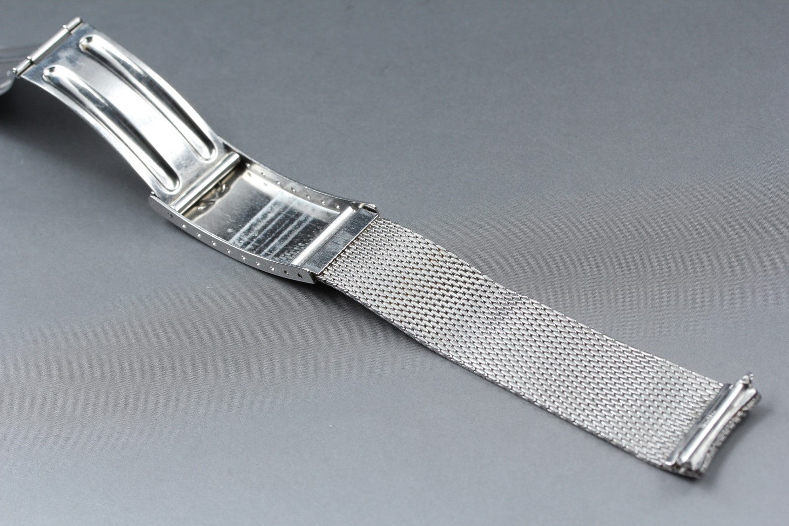Near MINT OMEGA Milanese/Mesh Band 18mm Stainless Steel Silver Men's Vintage