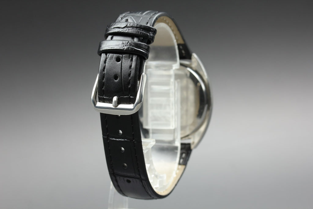 1979 Near MINT OMEGA 35mm 196.0121 Quartz Silver Dial Men's Watch Vintage