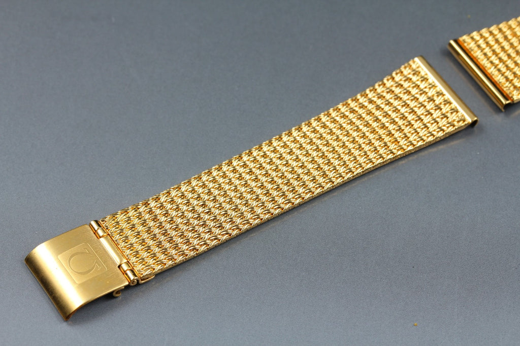 Near MINT OMEGA Milanese/Mesh Band 18mm Stainless steel Gold Plated Men Vintage