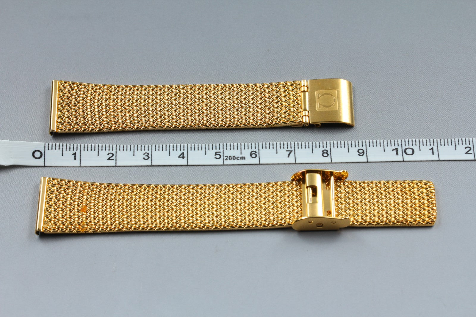 Near MINT OMEGA Milanese/Mesh Band 18mm Stainless steel Gold Plated Men Vintage