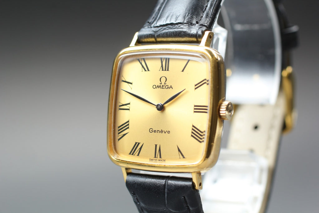 1974 Near MINT OMEGA Geneve 27mm 511.0415 Manual Wind Gold Roman Women's Vintage