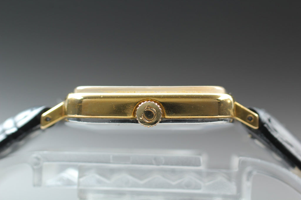 1974 Near MINT OMEGA Geneve 27mm 511.0415 Manual Wind Gold Roman Women's Vintage
