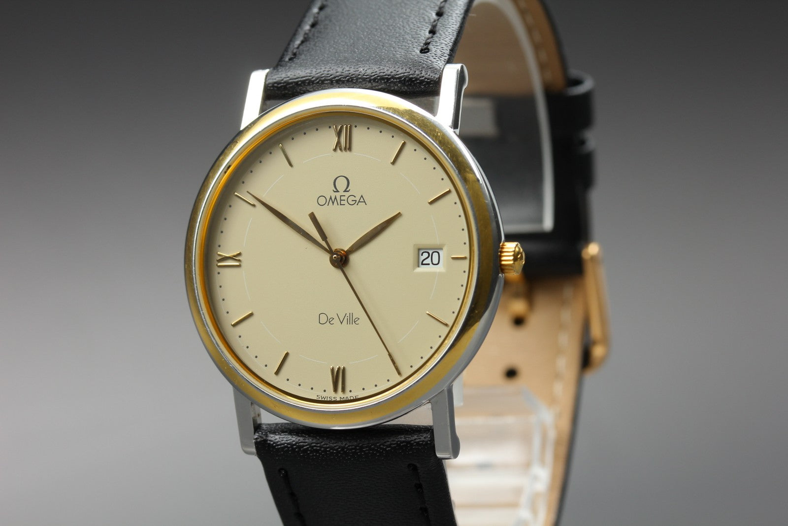 1993 Near MINT OMEGA De Ville 32mm 196.2430 Quartz Roman Dial Men's Vintage