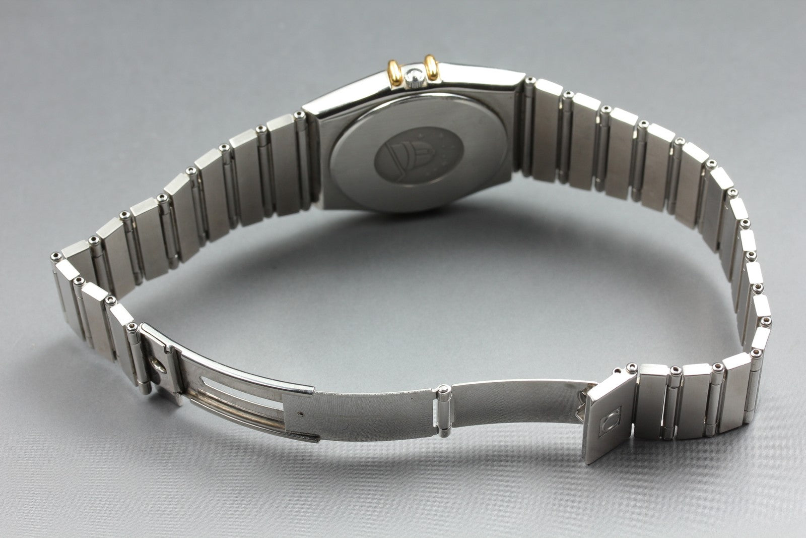 Near MINT OMEGA Constellation 32mm 396.1070 Quartz 18k Bezel Gold Men's Vintage