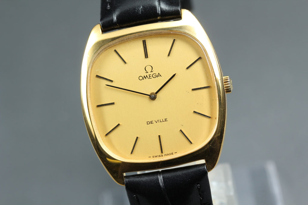 1976 Near MINT OMEGA De Ville 32mm 111.0139 Manual Gold Dial Men's Watch Vintage
