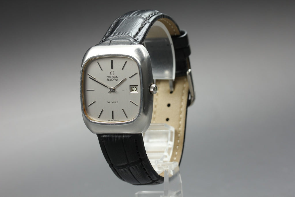 1973 Near MINT OMEGA De Ville 33mm 192.0030 Quartz Silver Dial Men's Vintage