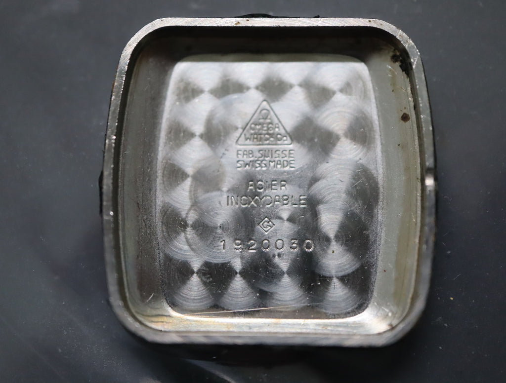 1973 Near MINT OMEGA De Ville 33mm 192.0030 Quartz Silver Dial Men's Vintage