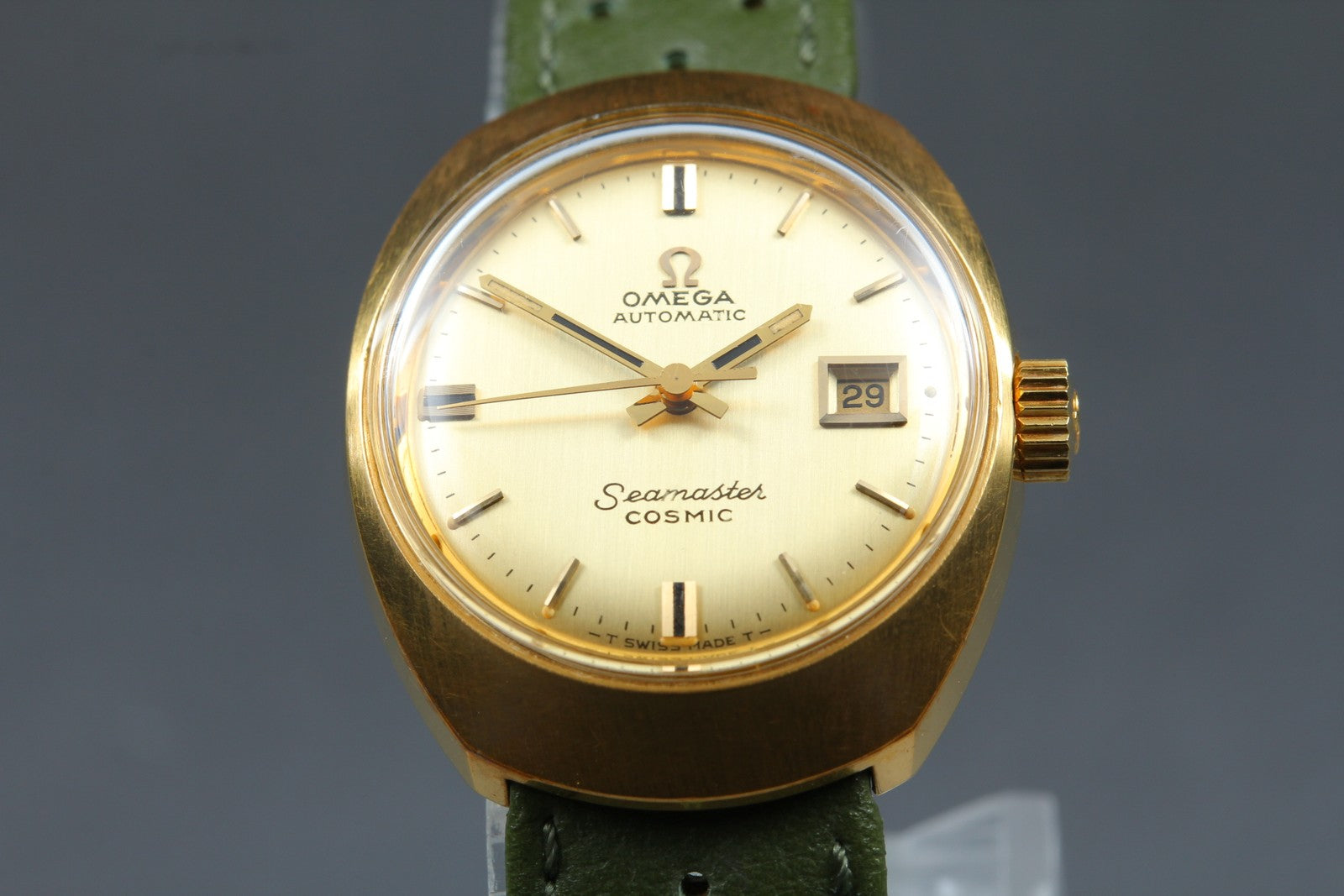 Near MINT OMEGA Seamaster Cosmic 24mm 566.018 Automatic Gold Dial Women Vintage